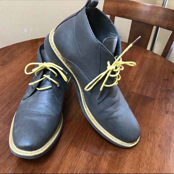 Steve Madden Other - Steve Madden Men’s Chukka Boot - Grey